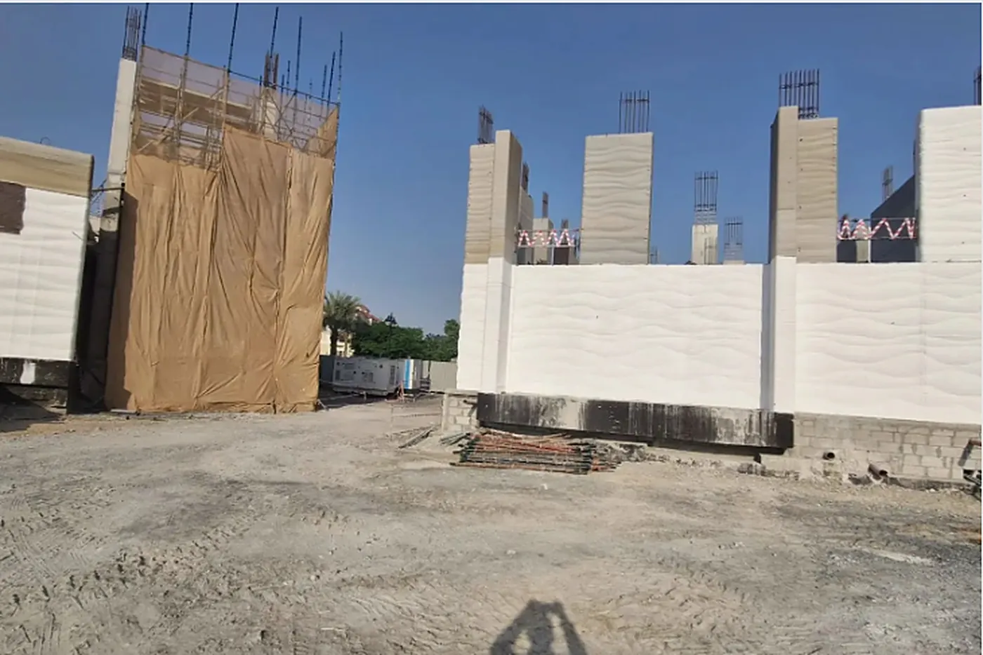 Printed wall sections and columns rising